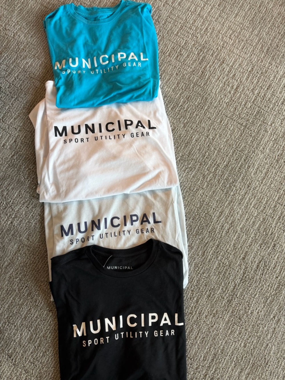 NWOT Men’s LOT of Large MUNICIPAL T-shirts